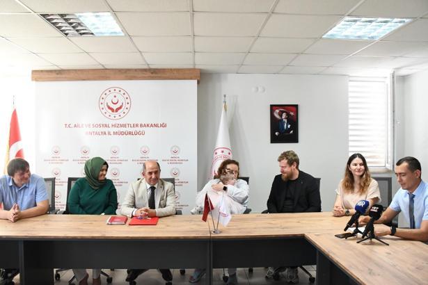 Annesinin klozete bıraktığı Nikol bebek, Rus yetkililere teslim edildi