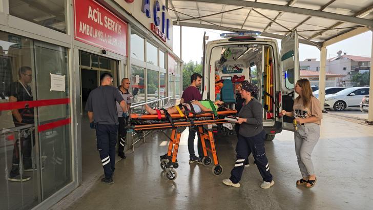 Otomobil, kamyona arkadan çarptı: 1 ölü, 1 yaralı