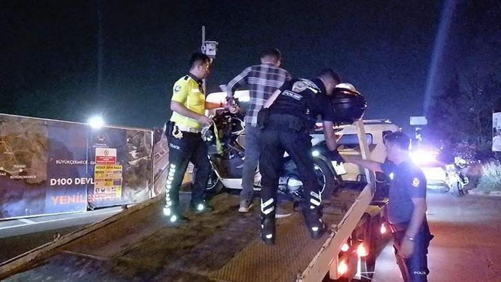 Silivri'de kaza yapan motosiklet polis uygulama noktasına girdi: 5'i polis 6 yaralı