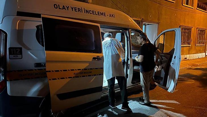 Yayılan koku ile ortaya çıktı; yalnız yaşadığı evinde ölü bulundu