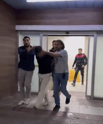 Otelde birlikte kaldığı arkadaşını bıçakladı