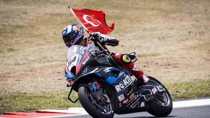 Toprak Razgatlıoğlu, podyum mücadelesi için İtalya’da