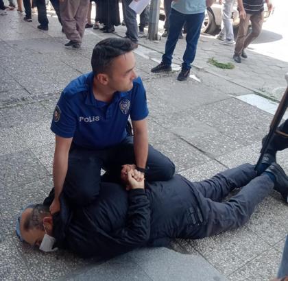 Eskişehir'de bankaya tüfekle girip kredi isteyen şüpheli gözaltına alındı /Video eklendi