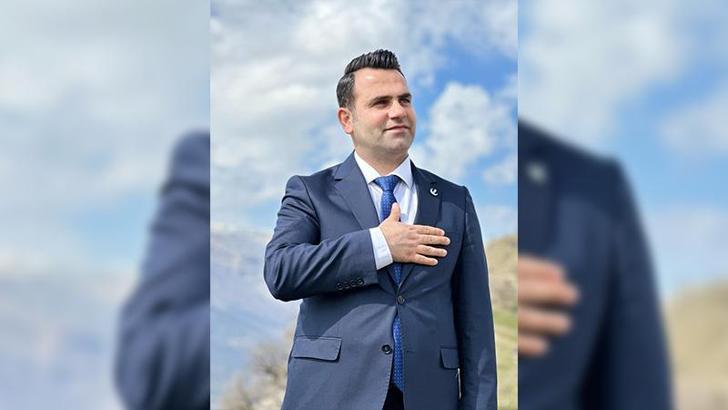 Derecik Belediye Başkanı Hasan Dinç, partisinden istifa etti
