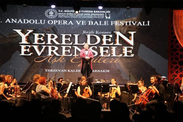 Tarihi Zerzevan Kalesi'nde 'Yerelden Evrensele Aşk Ezgileri' konseri