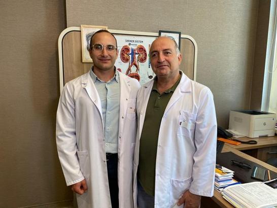 İstanbul- Babasının izinden gitti doktor oldu: ‘Bu ona en güzel Babalar Günü hediyem’