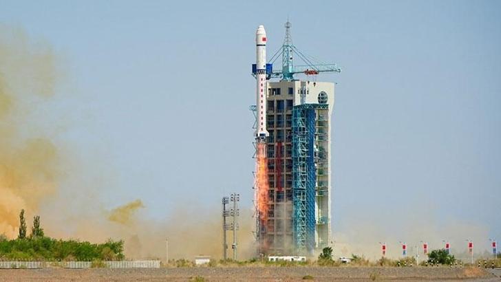 Çin, doğal afetleri gözlemlemek amacıyla uydu gönderdi