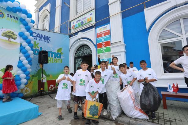 Samsun'da öğrenciler 1.5 ton atık yağ topladı