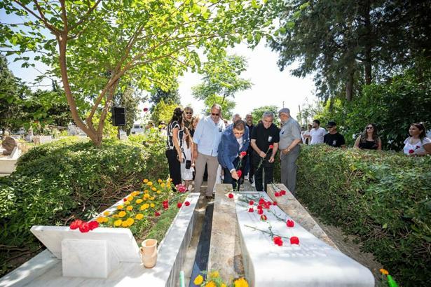 Ahmet Piriştina ölümünün 21'inci yılında kabri başında anıldı