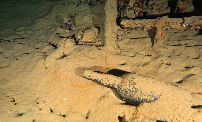 110 yıllık şarap şişesi gün yüzüne çıkarıldı