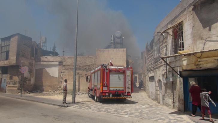 Kilis’te, atıl depoda çıkan yangın söndürüldü