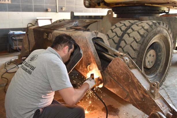 Belediye araçlarının bakım onarımında önemli tasarruf