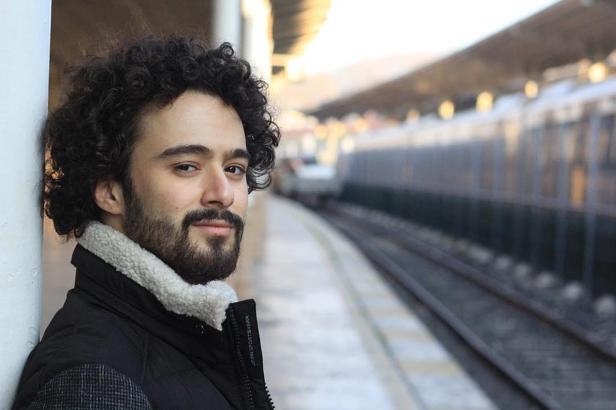 Mardin’de 11'inci kattan düşen reklam oyuncusu öldü