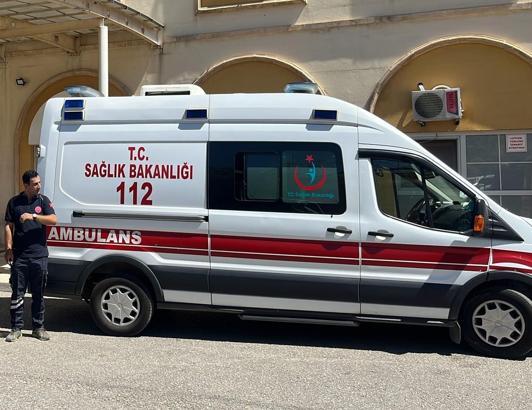 Mardin’de kontrolden çıkan motosiklet devrildi: 2 yaralı