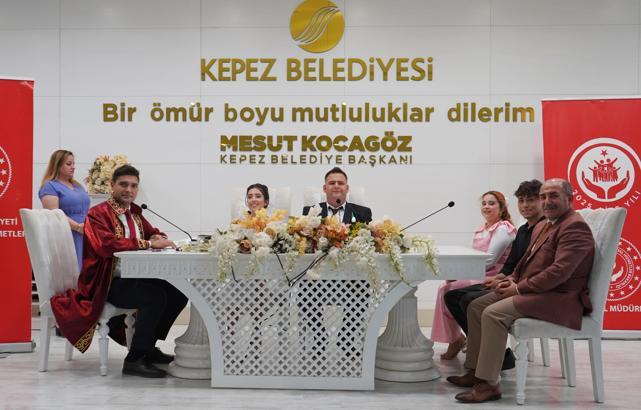 Evlenecek Gençleri Destekleme Projesi'nde nikahlar kıyıldı