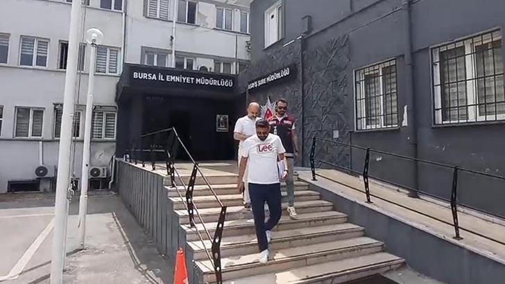 Patronu tarafından 'kredi notu yükseltme' vaadiyle kandırılıp, 817 bin TL dolandırıldı