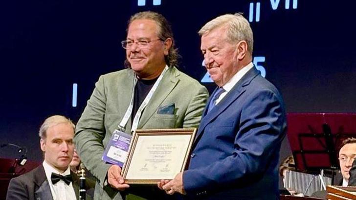 Türk profesöre Rusya'dan onursal üyelik belgesi