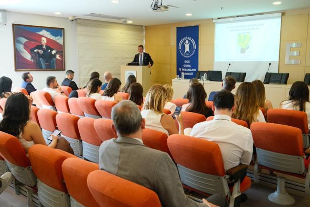 EGİAD'tan 'Uluslararası Markalara Güncel Yaklaşımlar' semineri