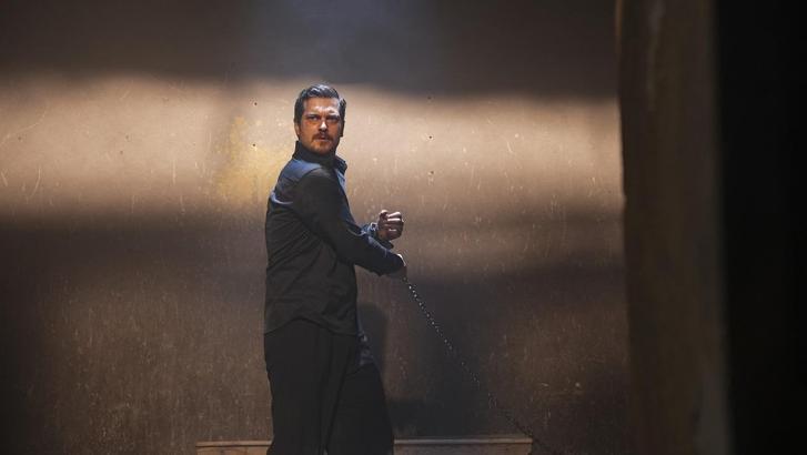 Eşref Tek'in ihanetle sınavı