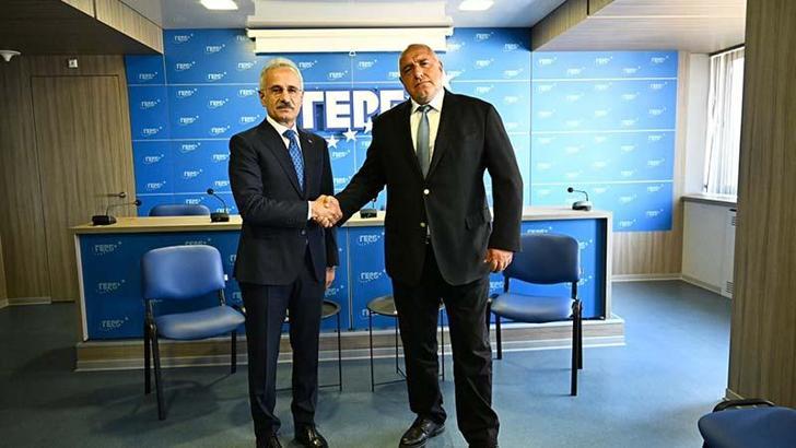 Bakan Uraloğlu, Avrupalı Gelişimi için Vatandaşlar Partisi Başkanı Borisov ile görüştü