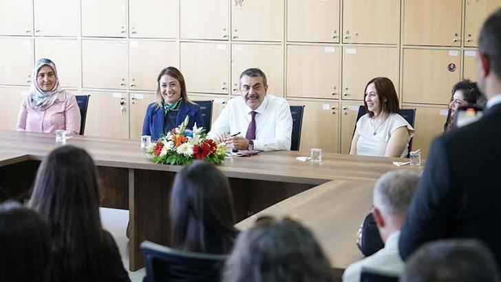 Bakan Tekin: Okullarımızda geleneksel oyunlarımız için envanter oluşturduk