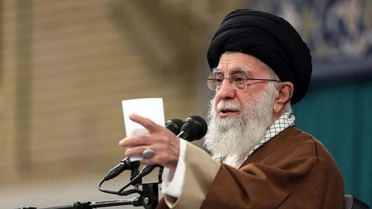 Hamaney: İsrail vahim bir hata yaptı ve sonuçlarına katlanacak