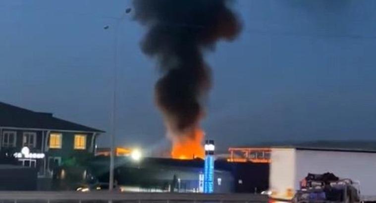 Bursa’da geri dönüşüm tesisinde çıkan yangın kısa sürede söndürüldü