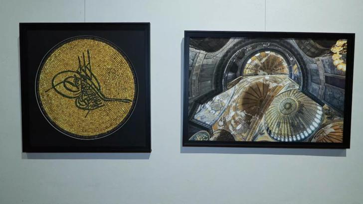 İstanbul- Bakan Ersoy: Bütün görkemiyle Ayasofya'yı, sanatçı gözünden kayıt altına almıştır