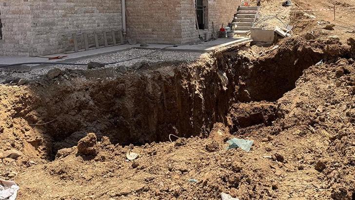 Hatay'da göçük altında kalan 2 işçi öldü