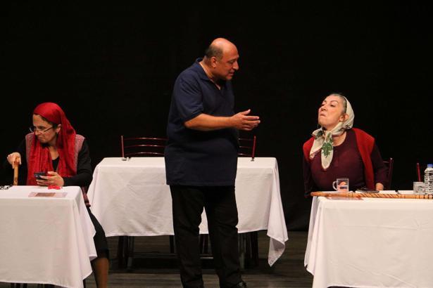 'Lokanta' isimli oyun tam not aldı