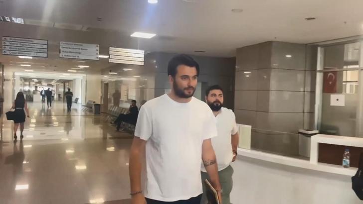 İstanbul - İmamoğlu'nun avukatı Mehmet Pehlivan ifade vermek için adliyeye geldi  - 1