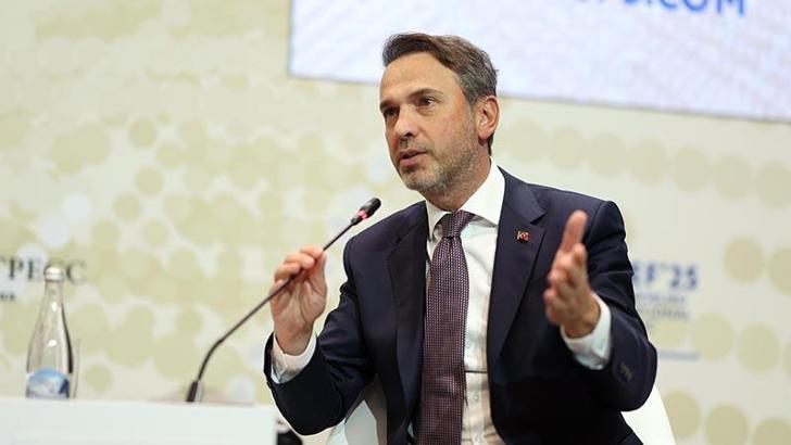 Bakan Bayraktar, 28'inci St. Petersburg Uluslararası Ekonomi Forumu kapsamında düzenlenen bakanlar oturumuna katıldı