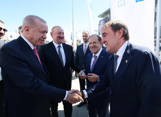 Cumhurbaşkanı Erdoğan: Yıl sonunda yarım kalan tek bir hikaye bırakmayacağız/ Ek fotoğraf