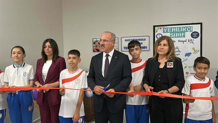 Bolu'daki otel yangınında hayatını kaybeden Alp'in adı yenilikçi sınıfa verildi