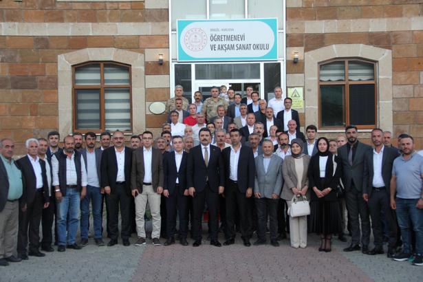 Karlıova Kaymakamı Gilan’a veda yemeği