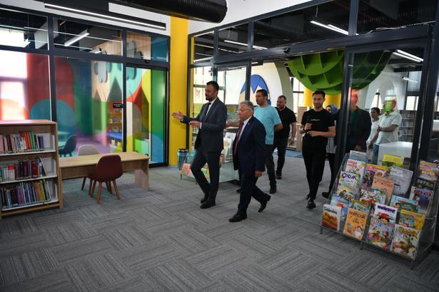 Başkan Büyükkılıç'tan İl Halk Kütüphanesi'nde inceleme