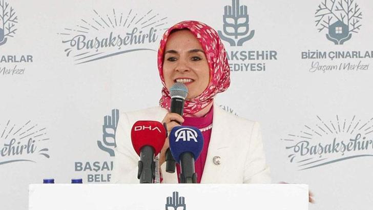 Bakan Göktaş, Bizim Çınarlar Yaşam Merkezi'nin açılışına katıldı