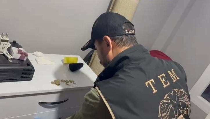 İzmir merkezli FETÖ operasyonunda 42 gözaltı