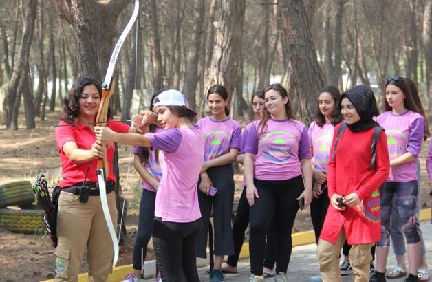 300 bin öğrenci gençlik kamplarında olacak