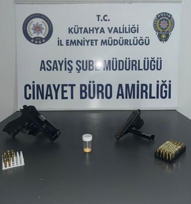 Kütahya'da aracında kaliforniyum maddesi bulunan sürücü tutuklandı