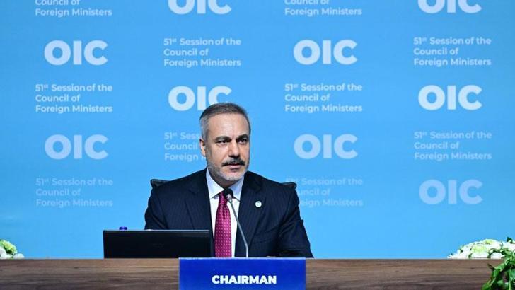 Bakan Fidan: İsrail, komşumuz İran'a saldırarak bölgeyi topyekün bir felaketin eşiğine sürüklemektedir