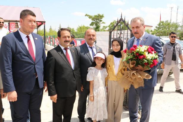 Destici: Mazlumlar, büyük Türk milletinin koruması ve kalkanı altındadır