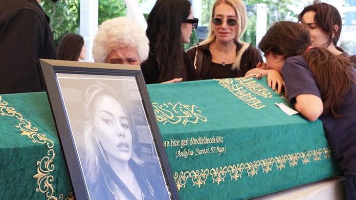 Nihal Candan son yolculuğuna uğurlandı