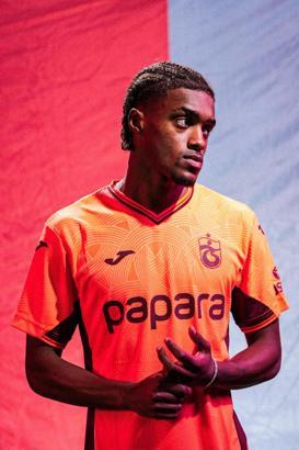 Trabzonspor, Estoril Praia forması giyen Wagner Pina ile anlaşmaya vardığını duyurdu