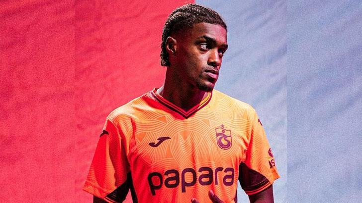 Trabzonspor, Estoril Praia forması giyen Wagner Pina ile anlaşmaya vardığını duyurdu