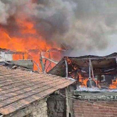 Burdur'da ev yangını