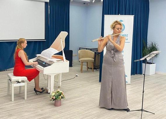 Antalyalı sanatçıdan Moskova'da flüt konseri