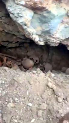 Kahramanmaraş'ta temel kazısında Roma dönemine ait 1500 yıllık kaya mezarı bulundu