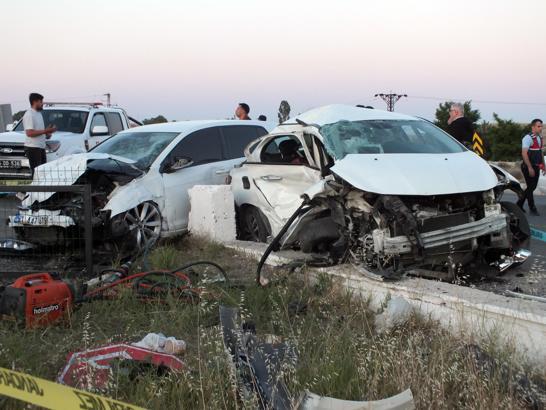 Yozgat'ta iki otomobil çarpıştı; 2 ölü, 1 yaralı