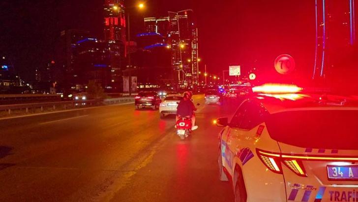 Ümraniye'de, cipin arkadan çarptığı taksinin şoförü öldü